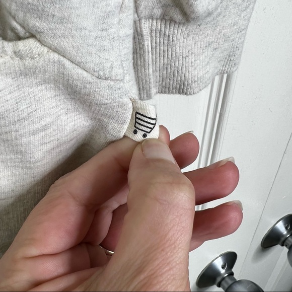 Blue Vanilla Funnel Neck 3/4 Sleeve Top in Oatmeal Size S - Picture 7 of 10